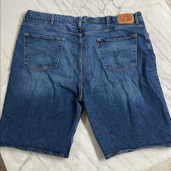 LEVI MENS SHORTS SIZE 46 - Picture 2 of 5